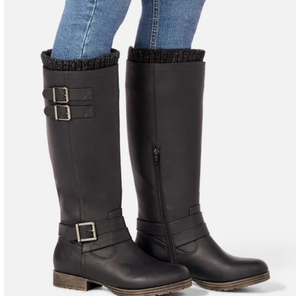 Boots size 8 1/2 black leather with sweater cuff